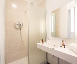 B&B HOTEL Sainte-Maxime Golfe de Saint-Tropez image 7