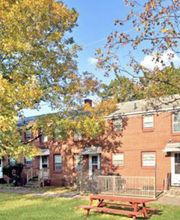 Classic American Townhomes & Apts image 2