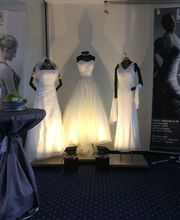 Brautkleider & Abendmode Zeitlos Bild 1