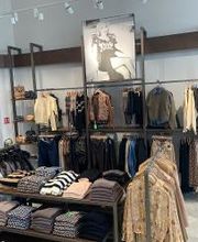GUESS immagine 5