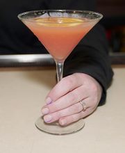 Full bar with speciality cocktails