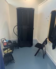 Glo Tanning Sunless Studio image 14