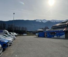 Rent A Car image 2
