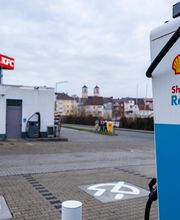 Shell Recharge Charging Station Bild 2