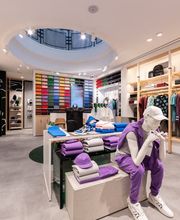 Lacoste Poitiers image 3