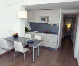 APARTAMENTOSALMIRALL3.jpg