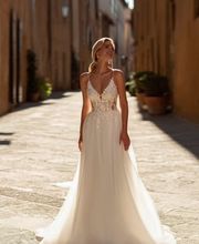 STINA • JON • RIGA | Swiss Wedding Fashion Bern Bild 1