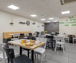 B&B HOTEL Rouen Centre image 9