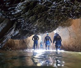 canyoning málaga, barranquismo marbella, descenso de barranco costa del sol, canyon activity marbella, canyoning benahavis, marbella activities, things to do marbella, things to do malaga.