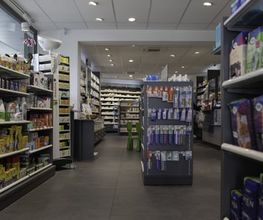 intérieur-de-la-pharmacie-amavita-st-barthélemy