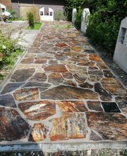 Weg mit Hartgneis und Verfugung