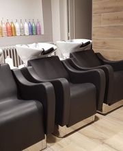 Rey Coiffure image 1