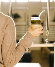 Red and Red Specialty Coffee & Reformer Pilates Bild 5