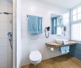Bad des Komfort Doppelzimmer Nr.21
