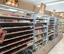 CEPACO SA // GENEVE // Fournitures professionnelles pour Coiffeurs, Instituts de beauté et Ongleries Bild 1
