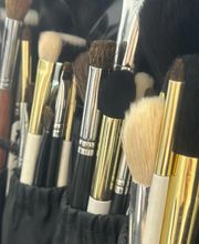 The Beauty Keys - JS Hair Salon - Massage d’Aur - Pull Max Bild 5