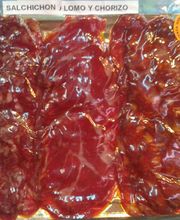 charcuteria-m-lozano-salchichon-lomo-02.jpg
