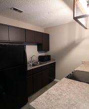 College View Apartments image 9