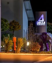 Gewölbter Werbepylon mit LED Beleuchtung