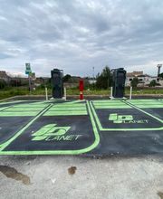 IPLANET Ricarica in sicurezza in modalità ultra fast per tutti i veicoli elettrici.