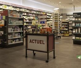 intérieur-pharmacie-amavita-des-2-thielles