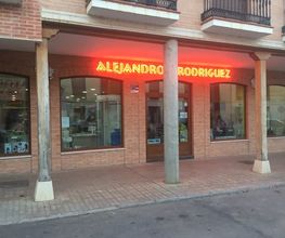 19052273-4-bLNpVGzqaY1518693280427.jpeg