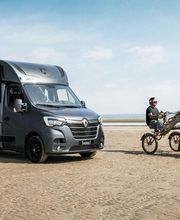 Vans Theault image 4