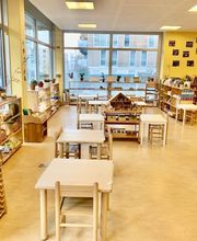 École Bilingue Eveil Montessori 3 à 6 ans Bild 4