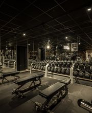 Fitness First Club Gräfenhausen - Hantel Training