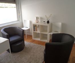 Besson Dina image 1