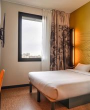 B&B HOTEL Paris Porte d'Orléans image 2