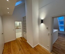 Handwerk & Interieur Bild 6