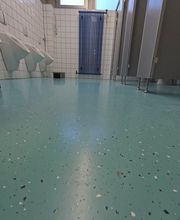 Toilettenboden nachher