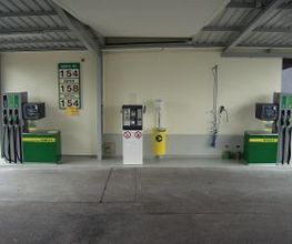 AGROLA Tankstelle in Muhen Zapfsäulen