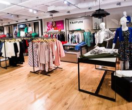 MUECKE Regenburg im KÖWE Einkaufszentrum Damenmode