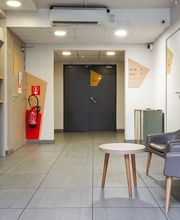 B&B HOTEL Aix-en-Provence Pont-de-l'Arc image 9