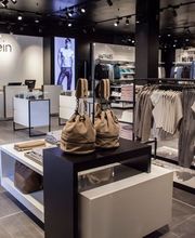 Calvin Klein Outlet immagine 3