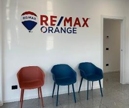 RE/MAX Orange 5 immagine 1