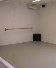Gwladys Dance Studio image 7