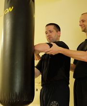 Personaltraining: Bei uns ist selbstverständlich auch eine 1:1 Betreuung auf Anfrage und mit individueller Terminabsprache möglich.