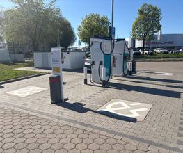 Shell Recharge Charging Station Bild 1