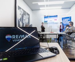 RE/MAX Venere immagine 11