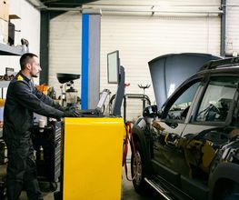 Renault Garage Eric Ferrier Agent image 3