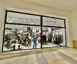 GUESS immagine 2