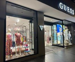 GUESS imagen 2