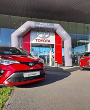 Toyota Chartres Automobile - Car Lovers image 8