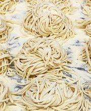Nudeln - immer frisch in Wangen
Beste Pasta in Ihrer Nähe bekommen Sie in Wangen! Wir lieben diese frische Küche und freuen uns, dass wir dies auch an unsere Gäste in Wangen weiter geben dürfen. Immer frisch zu bereitet direkt in unserem Restaurant in Wangen.