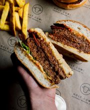 Holy Cow! Gourmet Burger Co. ZÜRICH FLUGHAFEN Bild 6