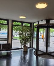 Eingangsbereich der HDI Versicherungen: Thomas Heilemann