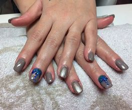 Kosmetik & Nails Bild 5